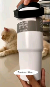 Botol Tumbler Termos Cup Stainless Steel 900ml Dengan Gagang Sedotan