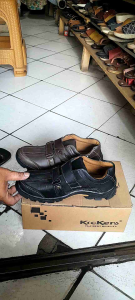 sepatu pria full kulit sapi(sepatu pria dewasa)