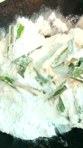 Bột củ bình tinh ( củ dong trắng ) 1kg Vụ mới 2025 🌱 Loại bột không Gluten rất healthy 🌱 Rất tốt cho sức khỏe và dưỡng nhan nhuận sắc 🌱An tâm mua sắm tại omnimall