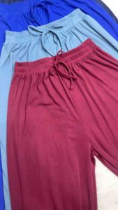 Wideleg pants in random colors cotton knitted. Fit for casual wear.