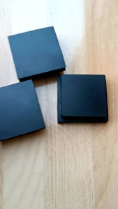 (100Pcs) Karet Kaki Hollow 4x4 Padat Karet Tutup Kaki Meja Kursi Rak Pipa Besi Kotak