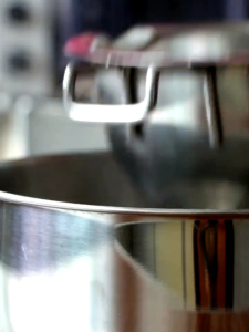 Panci Peleleh Coklat Stainless