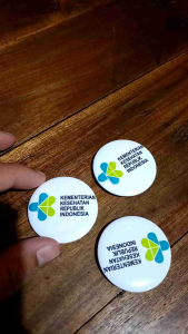 Pin kementrian kesehatan - Bros kementrian kesehatan - pin/bros