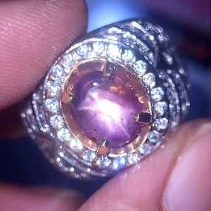Natural reddish purple star sapphire ceylon safir srilanka