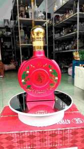Vỏ Chai Hồng Tửu Cao Cấp 500 ML Thủy Tinh Trang Trí Nhà Cửa. Chai Rỗng Không Có Chất Lỏng Bên Trong.