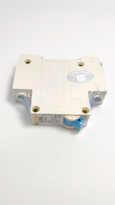 MCB SZMR 2A/2 Ampere listrik PLN/Ampere pemutus arus listrik/MCB SZMR 2 AMPERE/PEMUTUS ARUS LISTRIK.