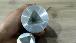 อุปกรณ์สำหรับเลือกแฟนเบ้าหล่อตะกั่วทรงสามเหลี่ยมเทเต็ม (100-120g)