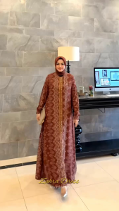 Desain Gamis Edisi Zahra: Pakaian Wanita Elegan dengan Motif Simple & Bahan Berkualitas Tinggi