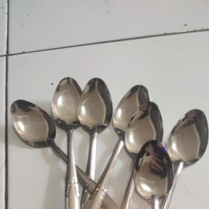 5 lusin (60 pcs) sendok makan stainless steel 303