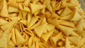 500gr Bánh chóp nón - Bánh tam giác - giòn ngon lạ miêng ăn vặt