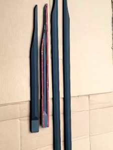 List Body Samping Hyundai Stargazer 2023-2025 Hitam