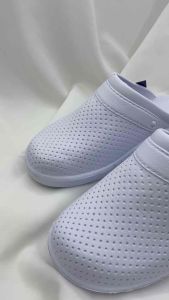 (1004/Y71) รองเท้าพยาบาล ทรงเปิดส้น ทรงหัวสวมใช้สำหรับห้องผ่าตัด แพทย์ พยาบาล น้ำหนักเบา ใส่สบาย (พร้อมส่ง-มีเก็บปลายทาง)