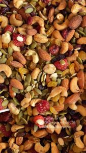 โปรเด็ด ธัญพืชรวม 8 ชนิด เม็ด มะม่วง อัลมอนด์ เมล็ดฟัก ทอง ทานตะวัน สตอเบอรี่ แครน เบอรี่