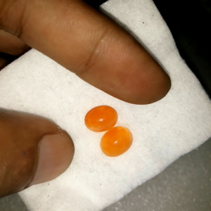 Batu Orange Carnelian Oranye Loostone Estimasi 95x75x40 mm Lepasan