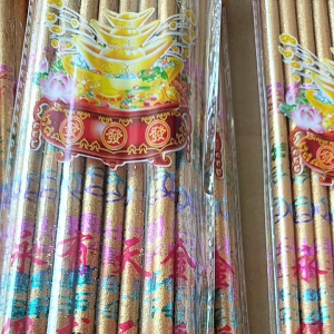 (Combo 5 thẻ)Nhang chớp phát sáng cúng giao thừa thẻ 18 cây