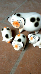 Tượng gốm đàn lợn trang trí đáng yêu (1 mẹ 4 con)