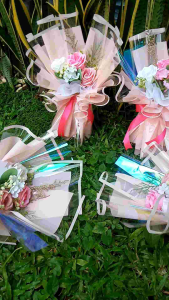 Buket Bunga Valentine & Wisuda: Pilihan Cantik dan Termurah