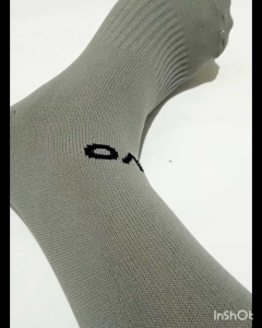 Termurah Kaos Kaki Sepakbola Avo Nilon Selutut Warna Hitam Dan Putih