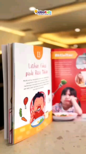 Buku Mindful Play Joyful Day Ide Aktivitas Bermain dengan Anak Ideokids Watiek Ideo