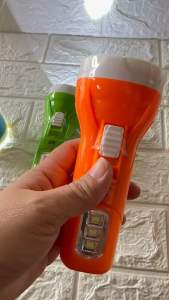 ไฟฉายมือถือรุ่นพกพา รุ่นRF87B-2501w แบตเตอรี่250 mAh 3สี ฟ้า ส้ม เขียว