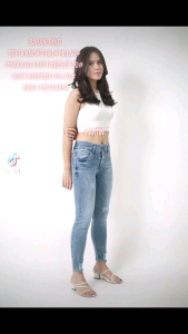 Clana Jeans Wanita: Desain Jeans Modern & Nyaman