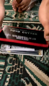 Mata pisau potong kaca keramik Toyo cutter tc 10 gless cutter menual