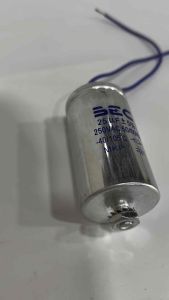 BEC คาปาซิเตอร์ CAPACITOR 25 uf สำหรับหลอดเมทัลฮาไลด์ หรือ หลอดโซเดียม