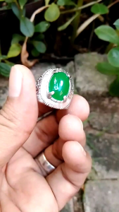 Cincin Batu Mustika Kalsedon Aura Hijau: Perlengkapan Spiritual & Penggunaan Sehari-Hari