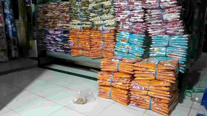 SPREI NO 1 ISI 2 BANTAL 1GULING BAHAN YANG TEBAL ADEM HALUS