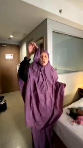 Mukenah Traveling Parasut Korea Free Sajadah Bisa Pilih Warna Adem Viral Reseleting 2in1 Mini Pounch Mudah Dibawa