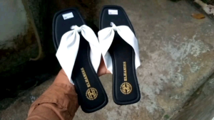 ELHANI88 !! Sandal Flat Nauri / Teplek Wanita Terbaru