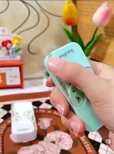 Dental floss storage box portable dual switch toothpick dispenser dental floss holder storage 3/5