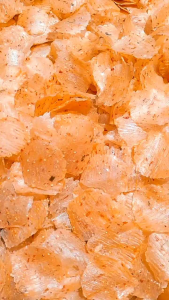 Opak atau kicimpring singkong mentah khas Bandung rasa gurih pedas dan renyah dari mulai 250gram500gram1kg.Harganya pun murah ramah dan renyah..