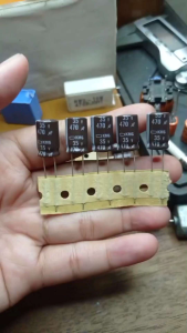 20pcs Elko 35v 470uf Renceng Original