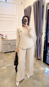 youras setelan wanita kaos knit rajut import bordir cantik kekinian