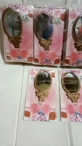 Souvenir Kaca - Isi 50 Pcs Souvenir Pernikahan Kaca Oval Silver / Kaca Oval Gold Kemas Plastik + Alas Sheby