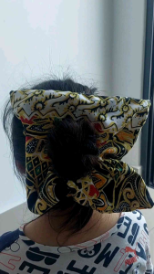 [DDD]  BATIK SQUARE  SCRUNCHIES _ HANDMADE