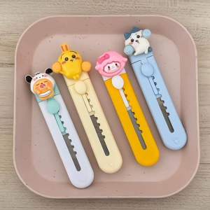 มีดคัตเตอร์ลายน่ารัก ขนาดพกพา 1 ชิ้น อุปกรณ์การเรียน ส่งในไทย