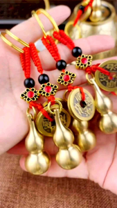 🇲🇾Feng Shui KeyChain 送朱砂 黄铜招财八卦空心小葫芦 钥匙扣 挂件 上口可打开装藏朱砂可搭配祥云珠五帝钱钥匙扣