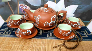 Bộ ấm chén bát tràng vòi voi đỏ