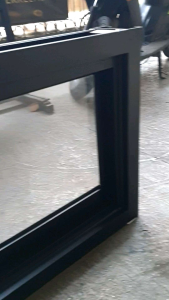 kusen aluminium 4" model jendela sliding kanan kiri ukuran T60 x L120 kaca 5mm full. BAHAN INKALUM LEBIH TEBAL