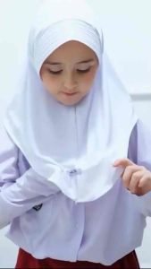 Hijab Jilbab Bergo Oval & Kerudung Sekolah: Desain Nyaman & Terlaris