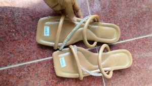 PROMO!! Sandal teplek/FLAT WANITA Terbaru empuk dan nyaman.