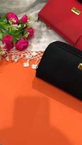 กระเป๋าสตางค์ King College ทรงยาว สีน้ําตาล หนังคุณภาพดี มีซิป 2 ช่อง ด้านในมีช่องใส่นามบัตรได้เยอะ