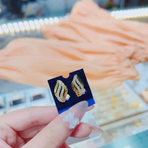 Bông tai khoá đùi gà sóng lớn 2 hàng đá mạ vàng Kami trang sức sỉ BG2SV