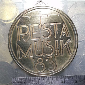Koleksi Koin Souvenir kuno Token pesta musik Diameter 52 mm 1983