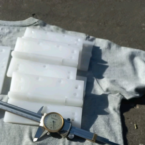 บานพับใหญ่ ถังแช่น้ำแข็ง