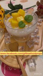 โมเดลพุดดิ้งมะม่วง (Mango Pudding) ราคาไม่รวมถาดไม้ สวยงามเหมือนจริง เหมาะสำหรับตกแต่งโชว์เพื่อเพิ่มยอดขาย ตกแต่งร้านอาหาร