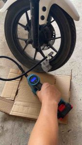 18V Makita ผลิตภัณฑ์รถยนต์ไร้สาย ปั้มลม เครื่องสูบลมมือสำหรับการระบุความสามารถ 18V VF18V