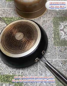 Nước tẩy dầu mỡ cặn bẩn đóng két lâu ngày trên bếp ga bếp điện xoong chảo chậu rửa bát chạu rửa mặt vòi rửa máy hút mùi. Các thiết bị bám bẩn…